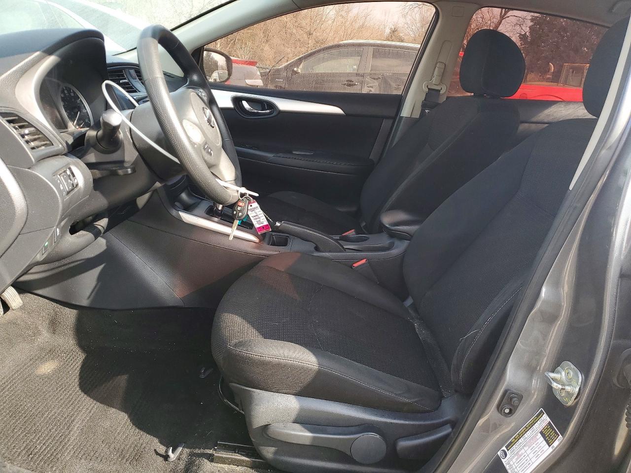 2019 NISSAN SENTRA S photo 7