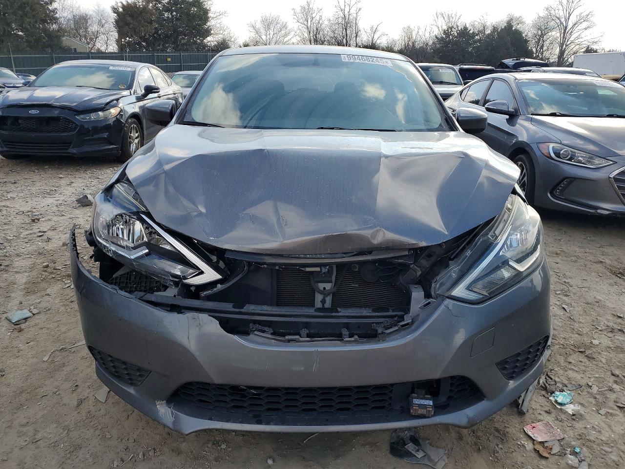 2019 NISSAN SENTRA S photo 5