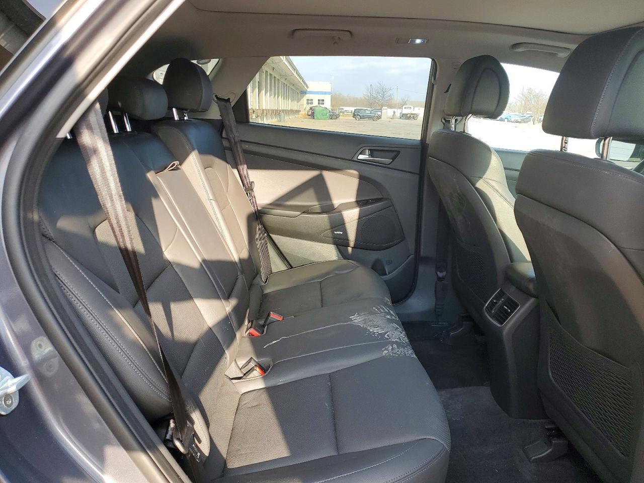 2018 HYUNDAI TUCSON VALUE photo 11