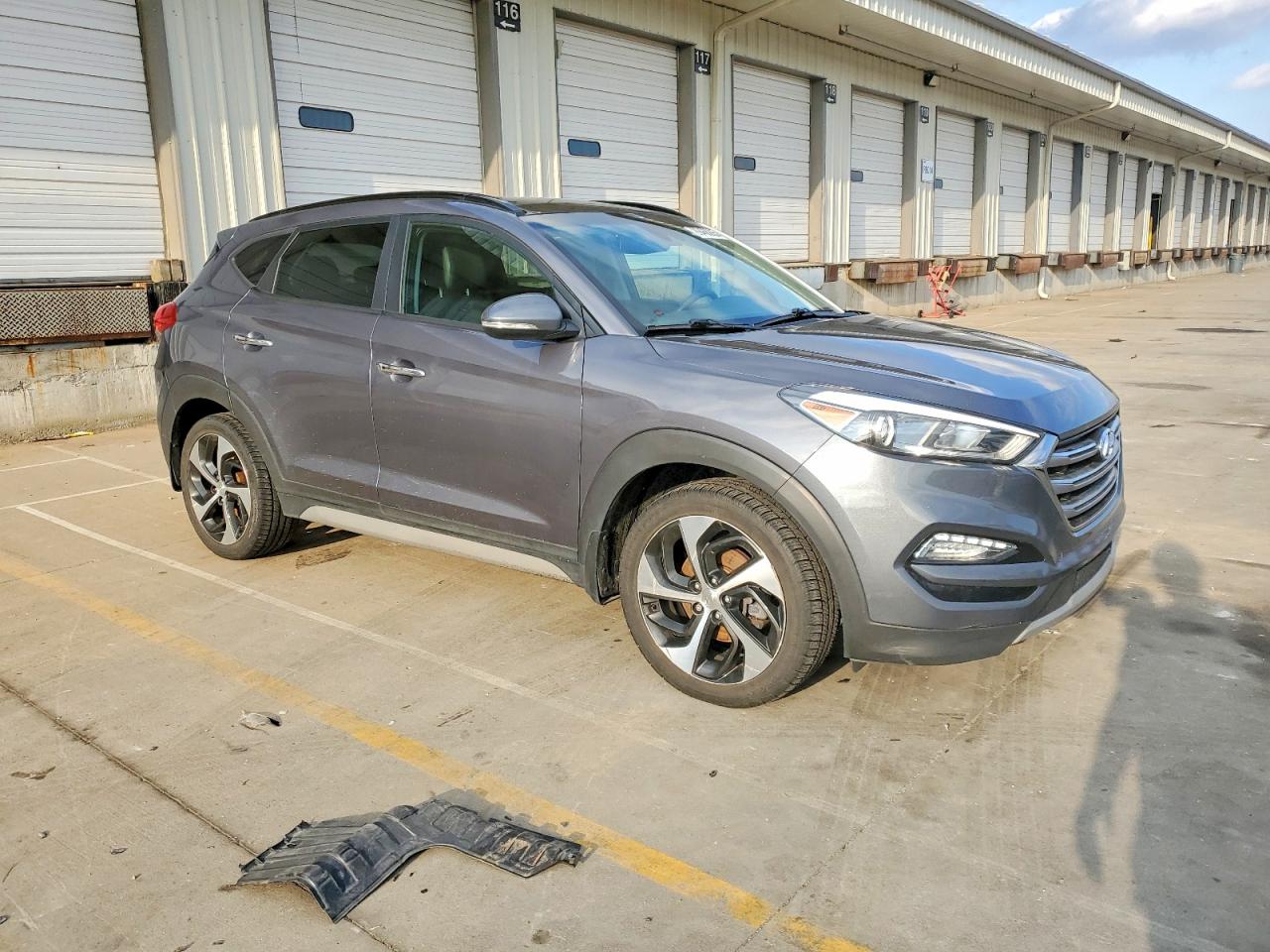 2018 HYUNDAI TUCSON VALUE photo 4