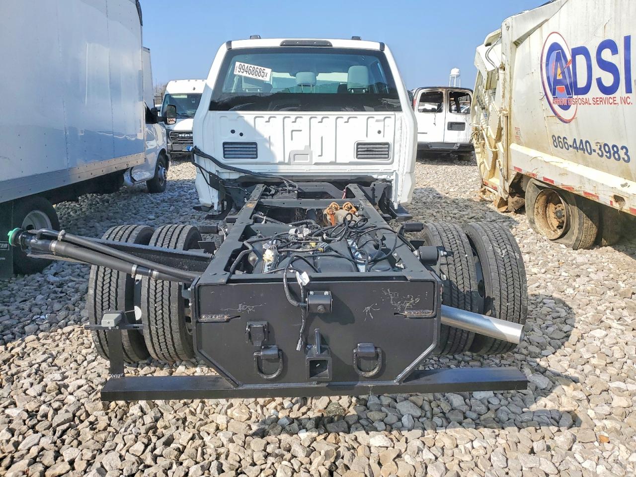 2024 FORD F550 SUPER DUTY TRUCK CAB AND CHASSIS photo 6