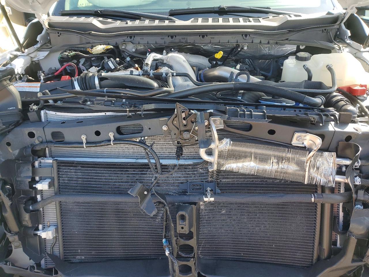 2024 FORD F550 SUPER DUTY TRUCK CAB AND CHASSIS photo 12