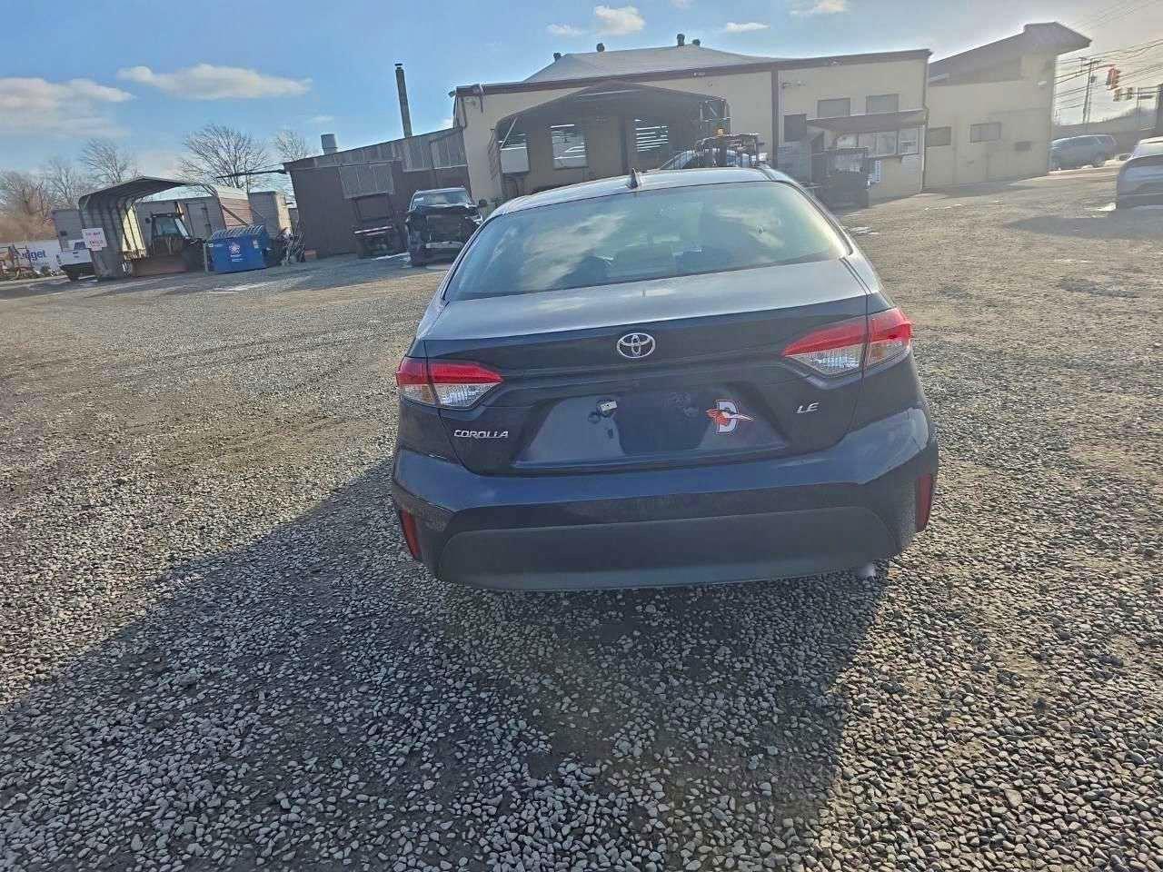 2024 TOYOTA COROLLA LE photo 16
