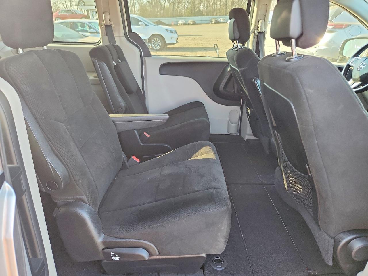 2012 DODGE GRAND CARAVAN SE photo 11