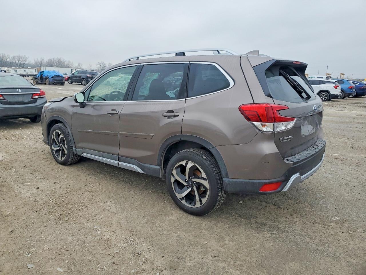 2022 SUBARU FORESTER TOURING photo 2