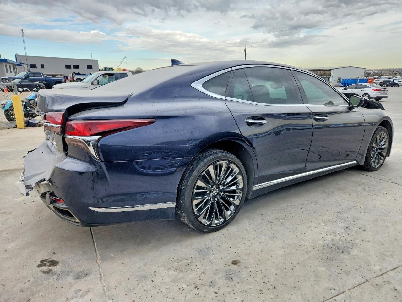 2020 LEXUS LS 500 BASE photo 3