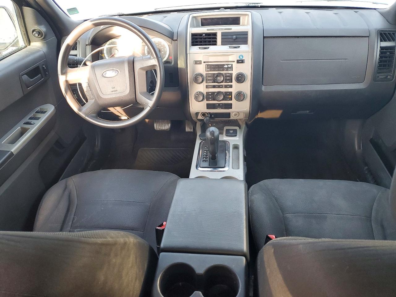 2008 FORD ESCAPE XLT photo 8