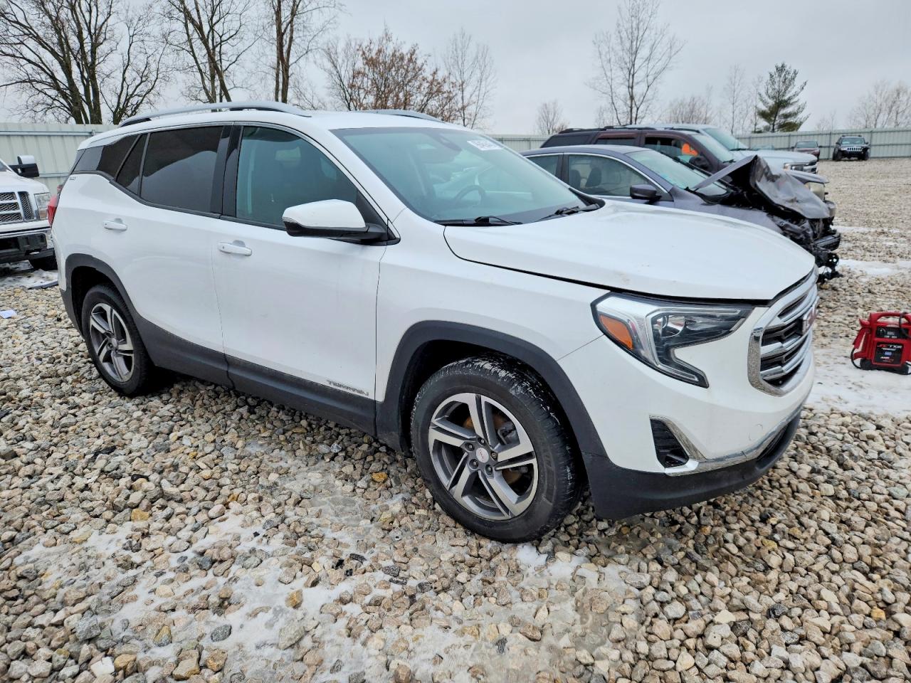 2020 GMC TERRAIN SLT photo 4