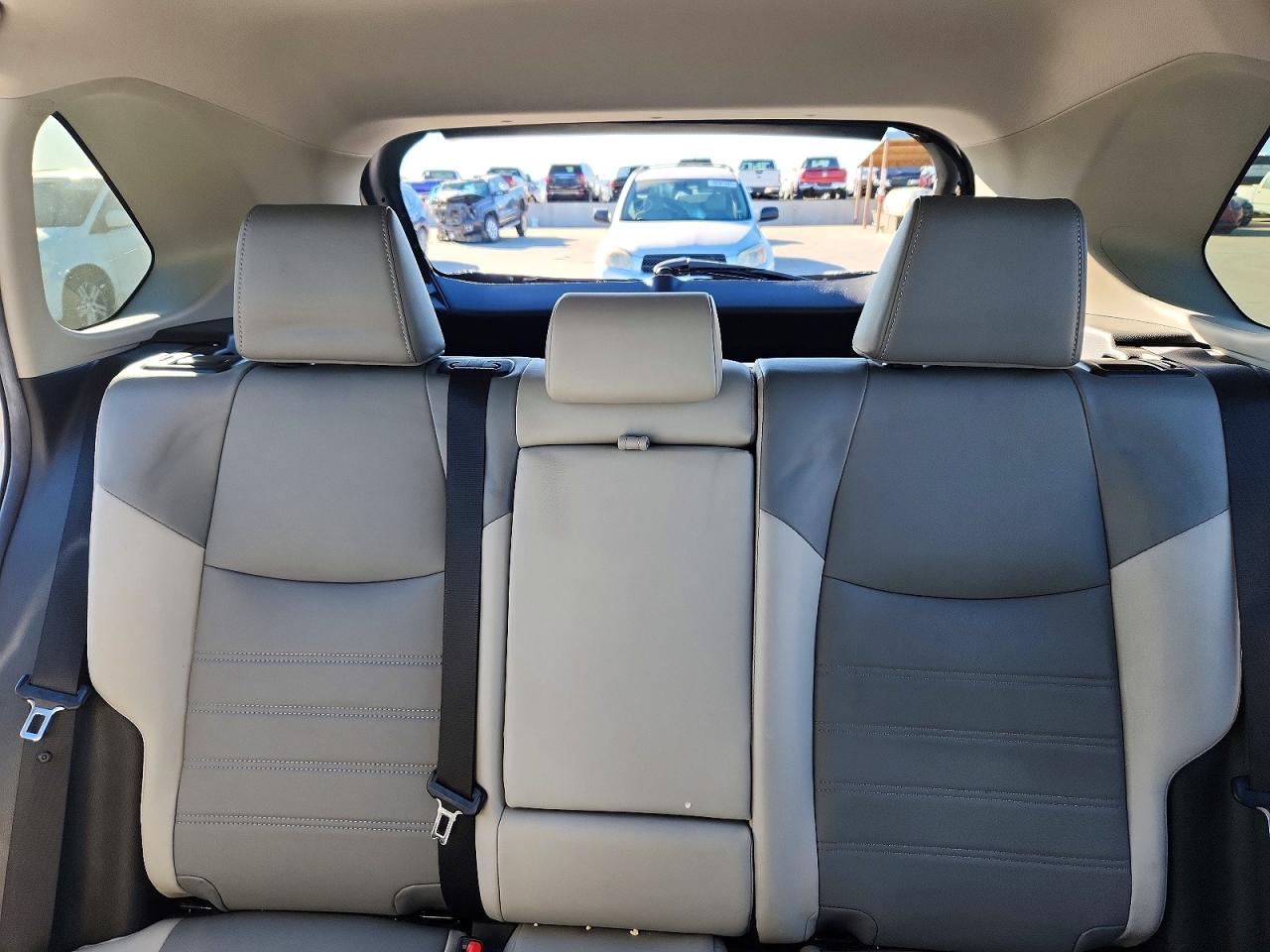 2022 TOYOTA RAV4 XLE PREMIUM photo 10