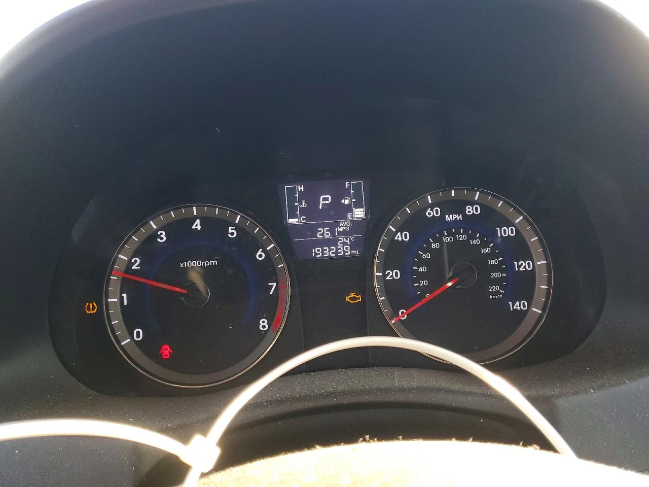 2016 HYUNDAI ACCENT SE photo 9