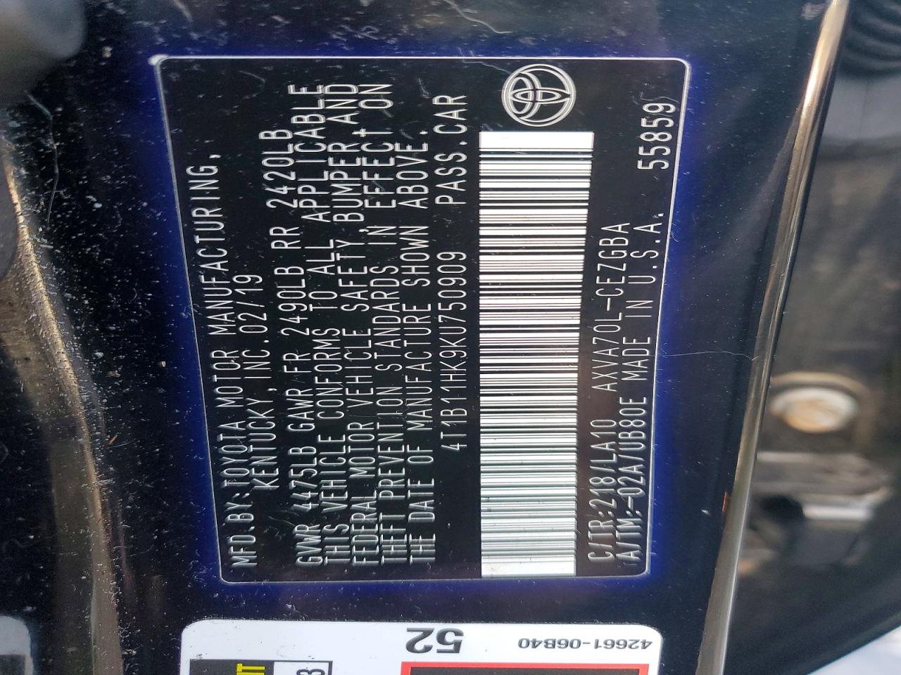 2019 TOYOTA CAMRY L photo 12