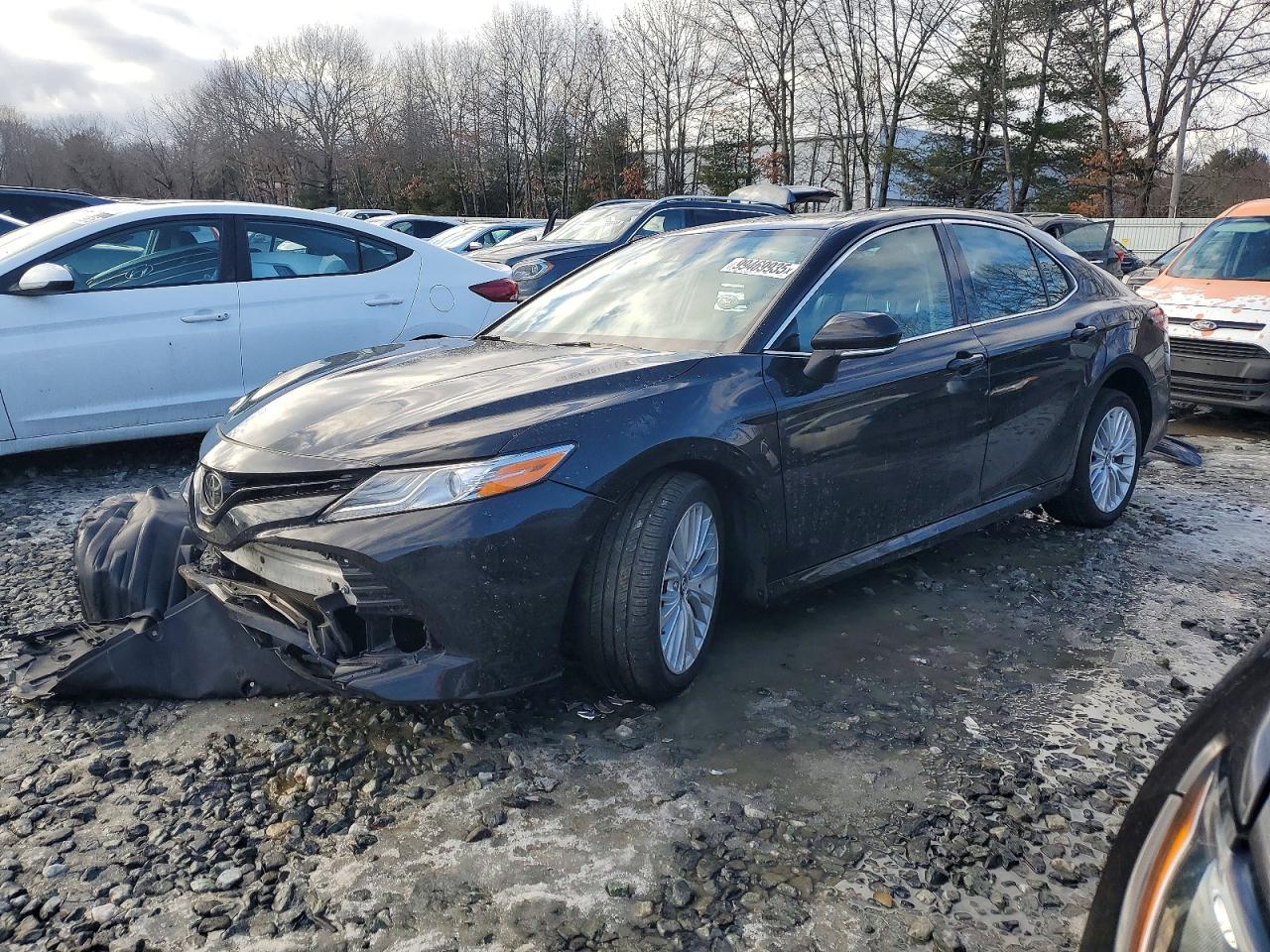2019 TOYOTA CAMRY