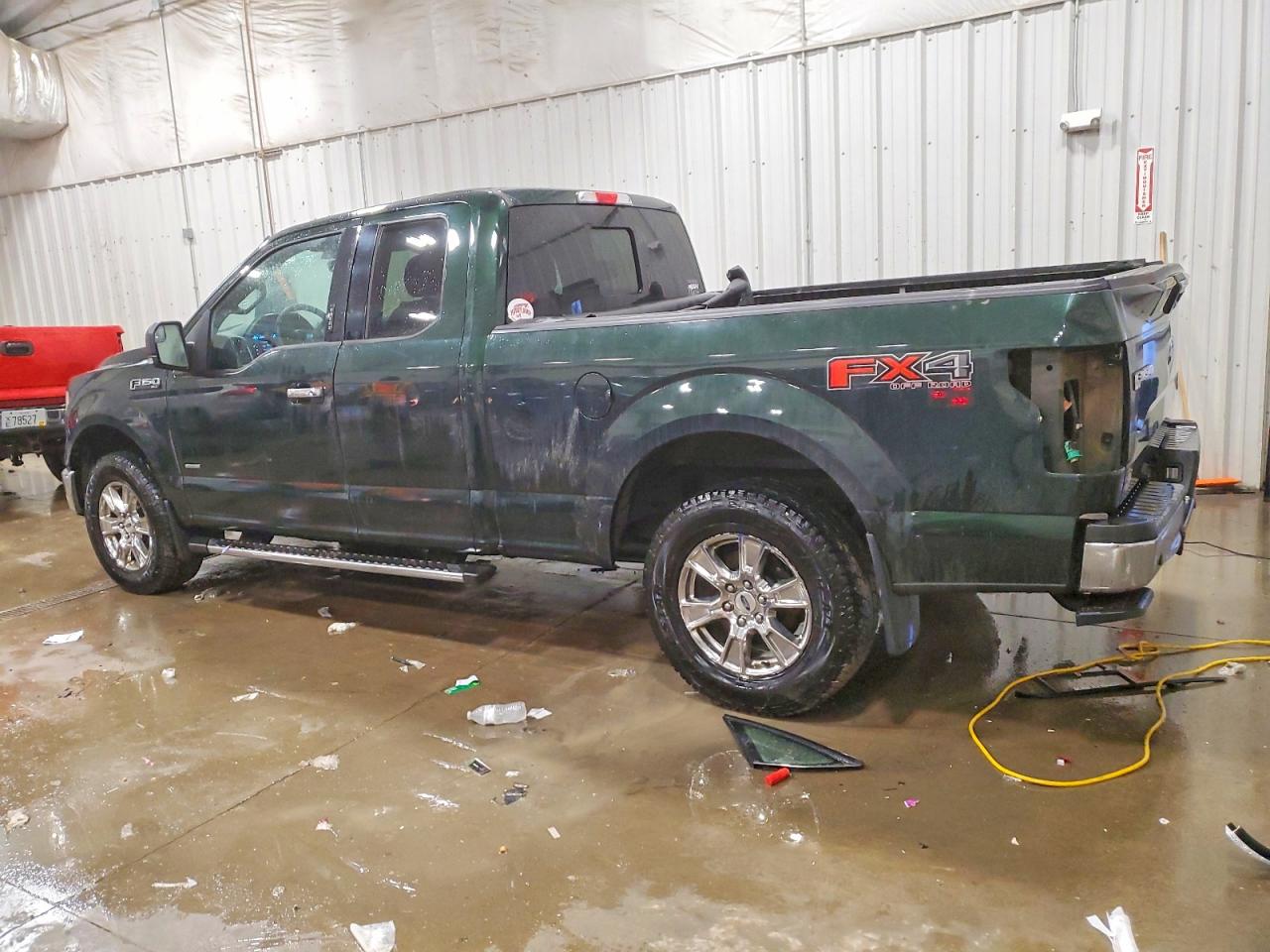 2015 FORD F150 SUPER CAB photo 2