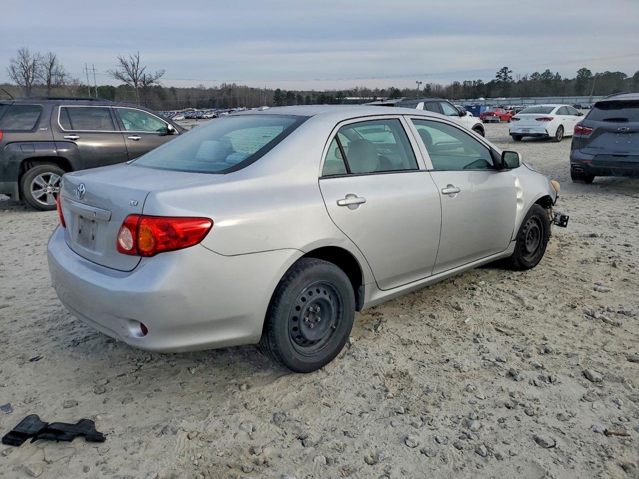 2010 TOYOTA COROLLA BASE photo 3