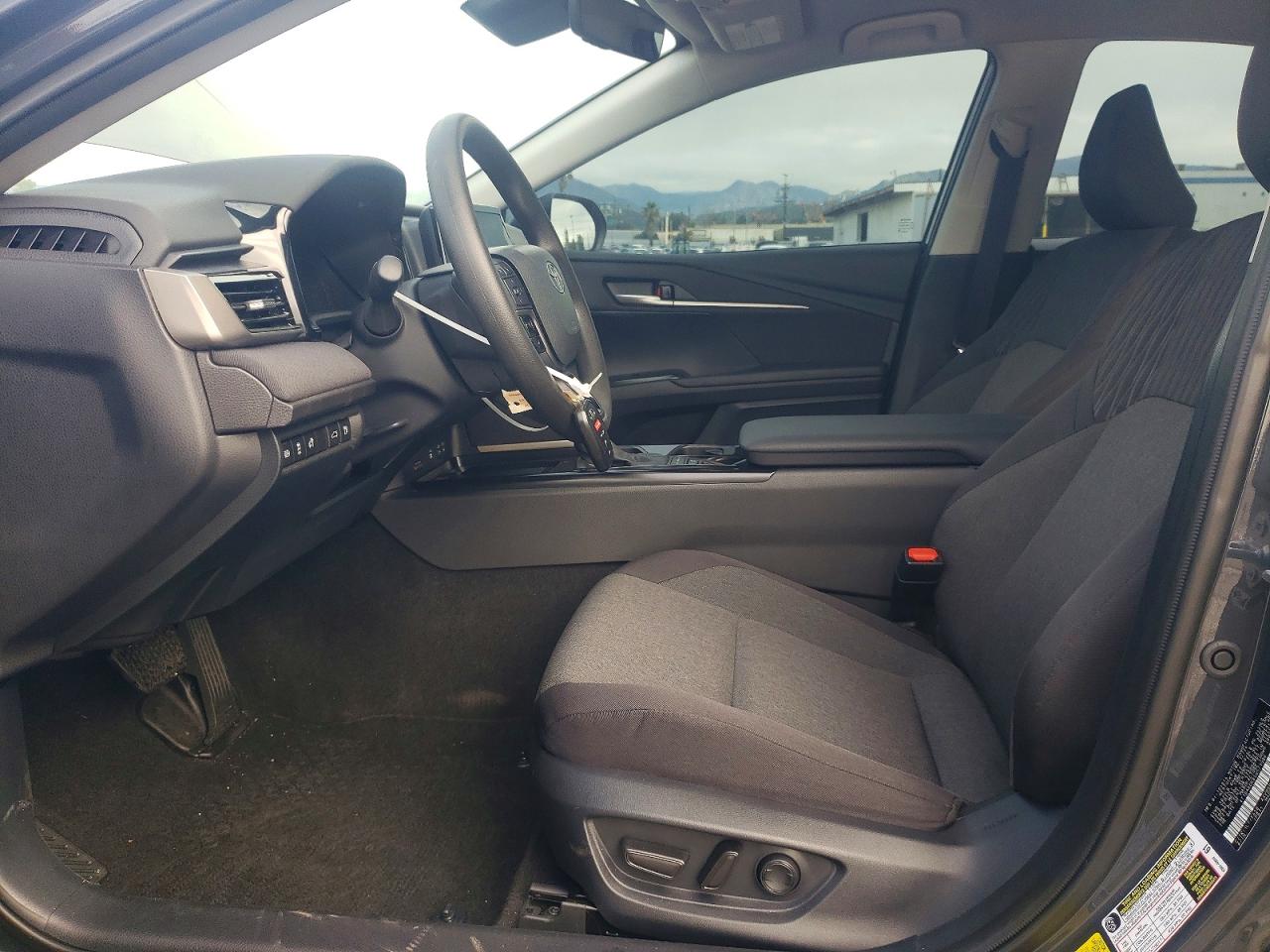 2025 TOYOTA CAMRY XSE photo 7