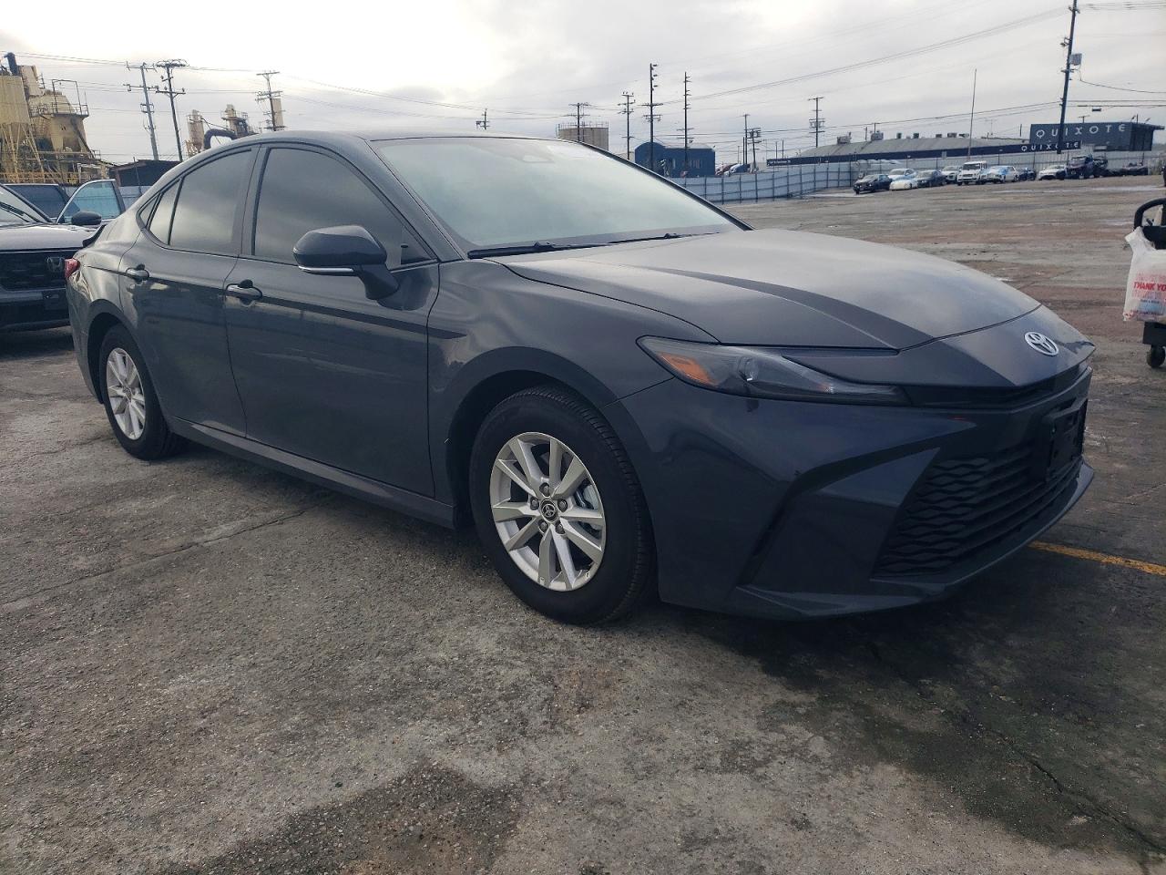 2025 TOYOTA CAMRY XSE photo 4