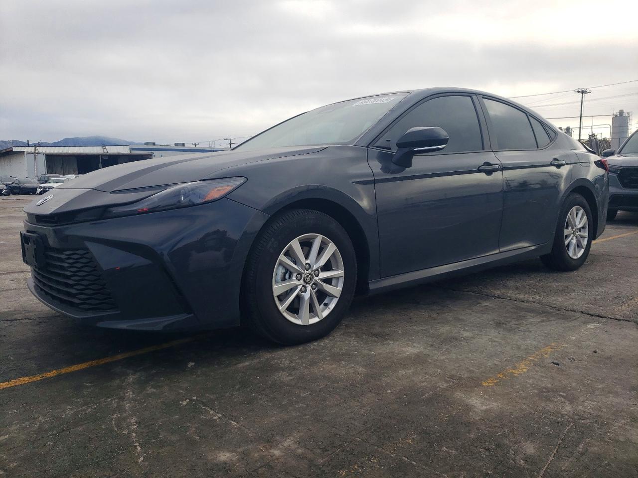 2025 TOYOTA CAMRY