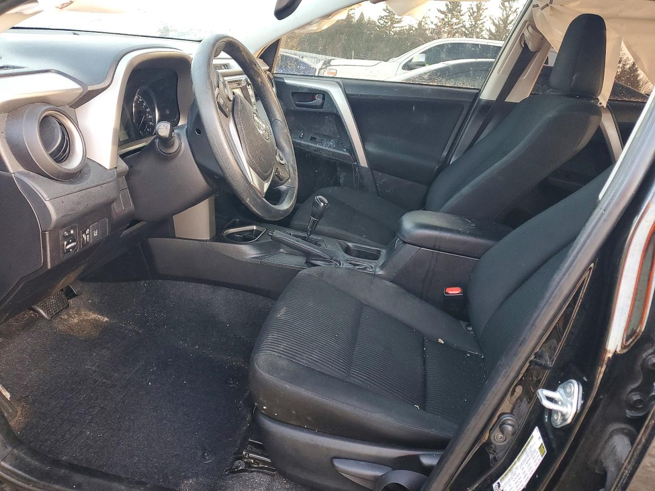 2018 TOYOTA RAV4 LE photo 7