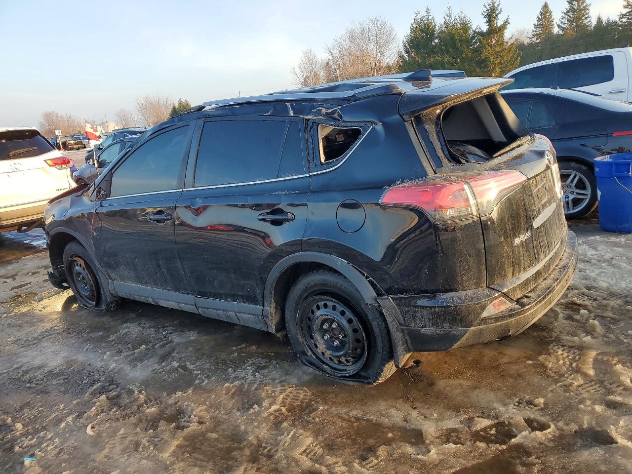 2018 TOYOTA RAV4 LE photo 2