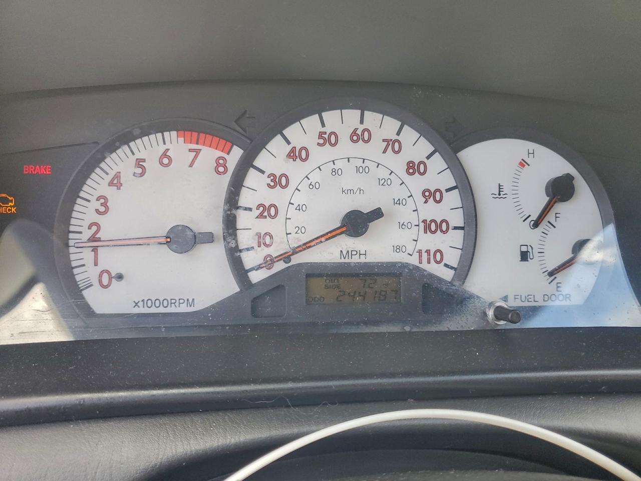 2003 TOYOTA COROLLA CE photo 9