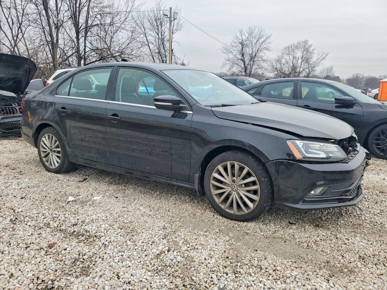 2016 VOLKSWAGEN JETTA SEL photo 4
