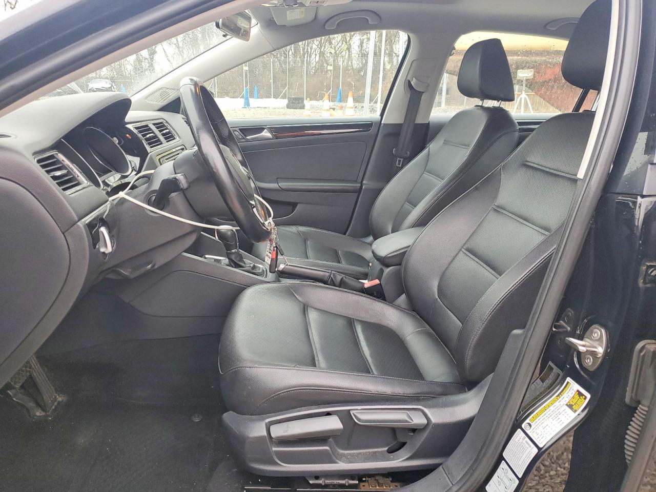 2016 VOLKSWAGEN JETTA SEL photo 7