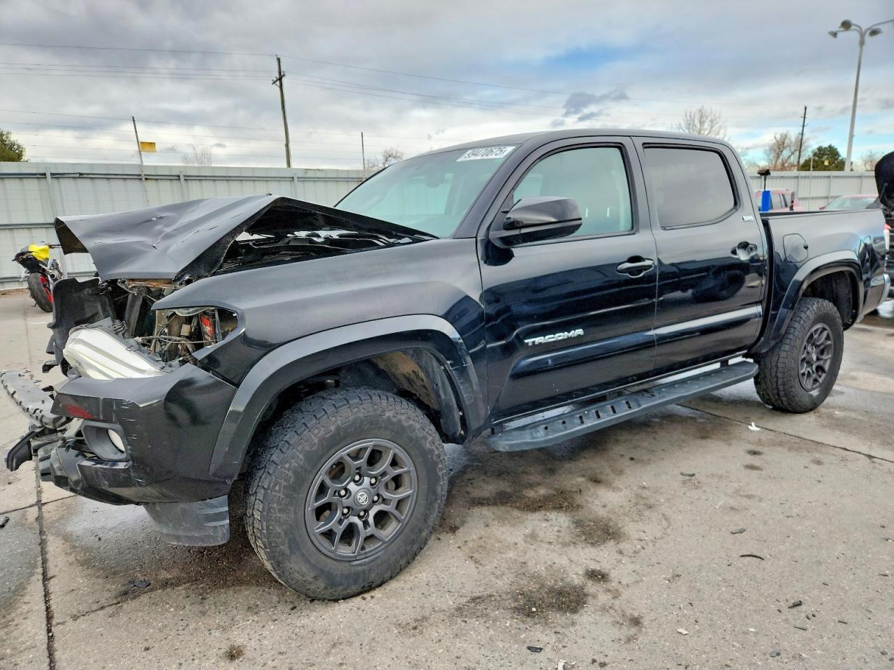 2017 TOYOTA TACOMA