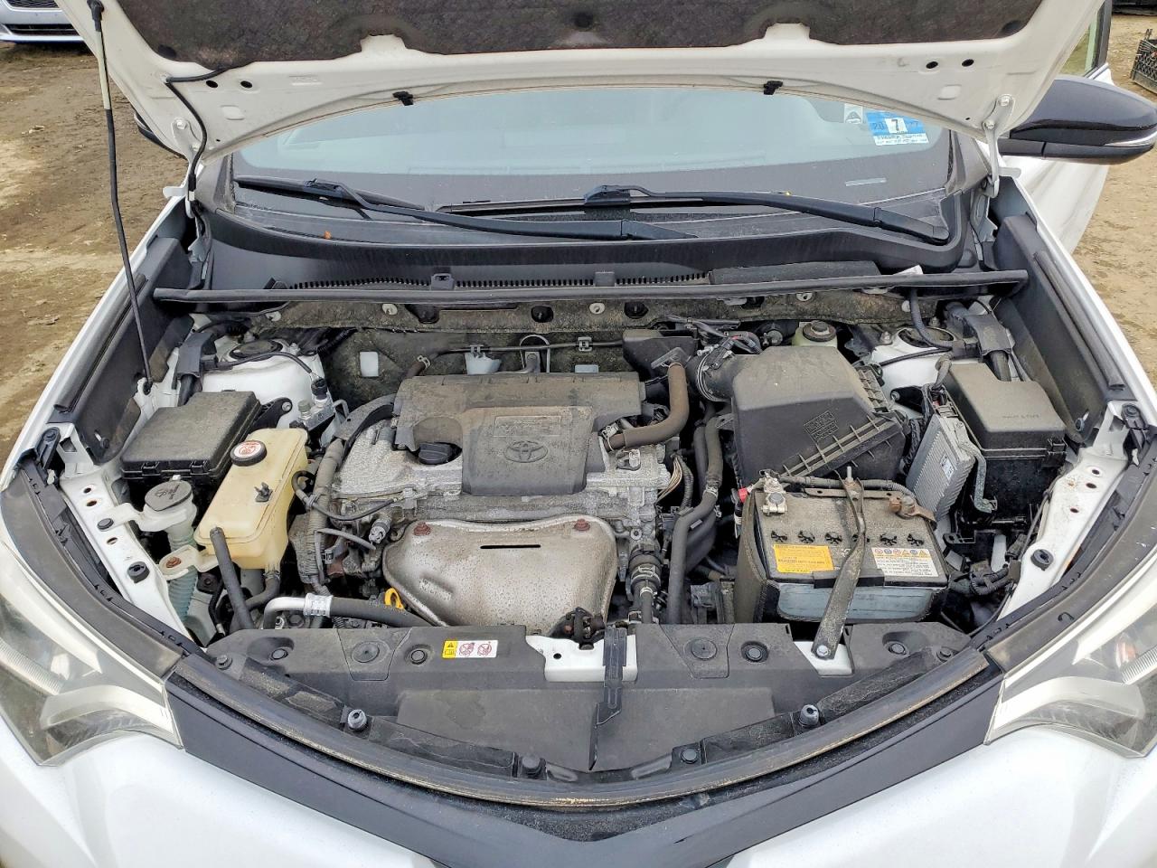 2018 TOYOTA RAV4 SE photo 12