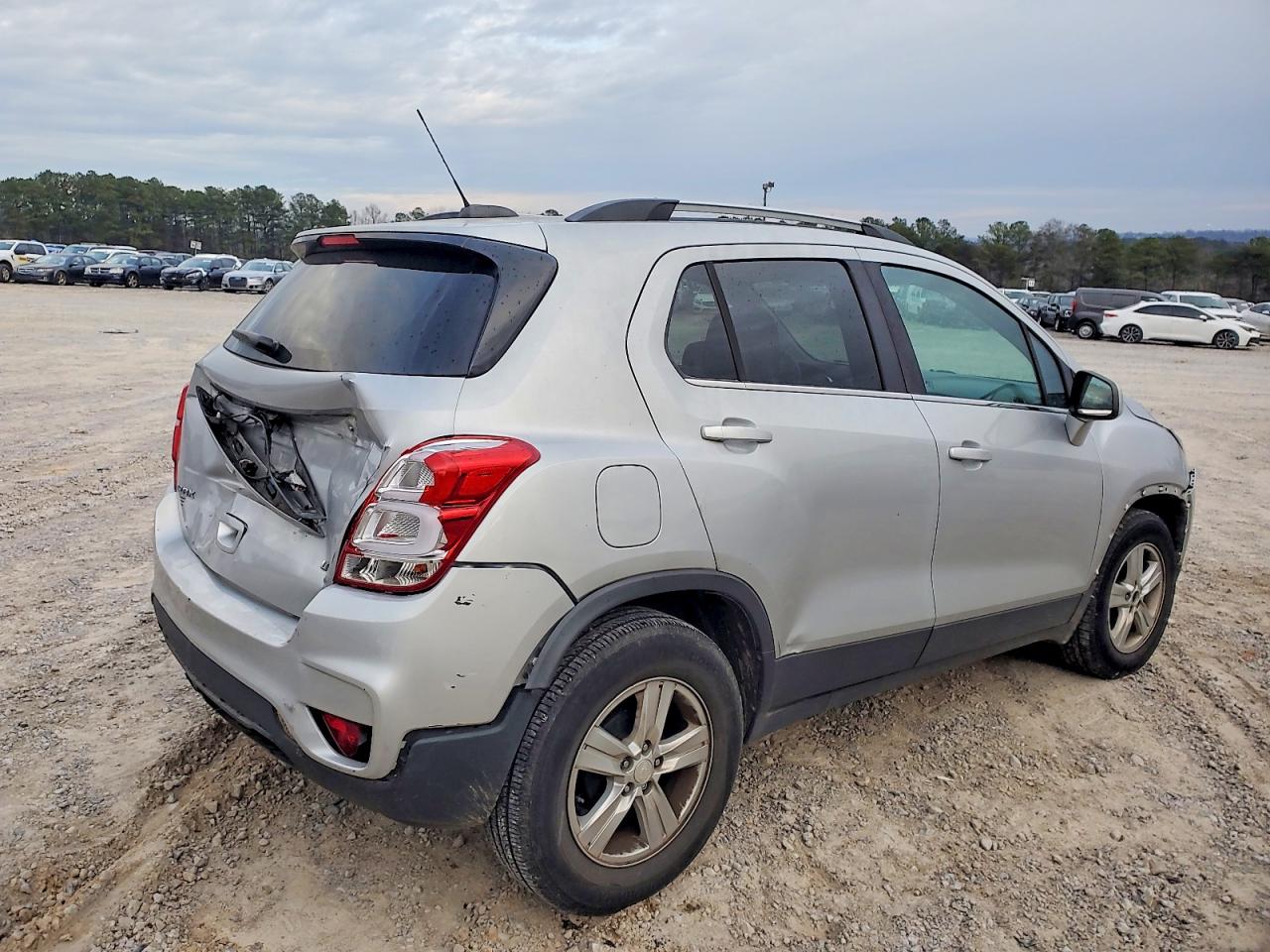 2020 CHEVROLET TRAX 1LT photo 3