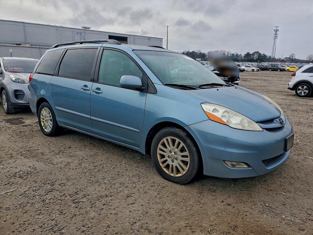 2007 TOYOTA SIENNA XLE photo 4
