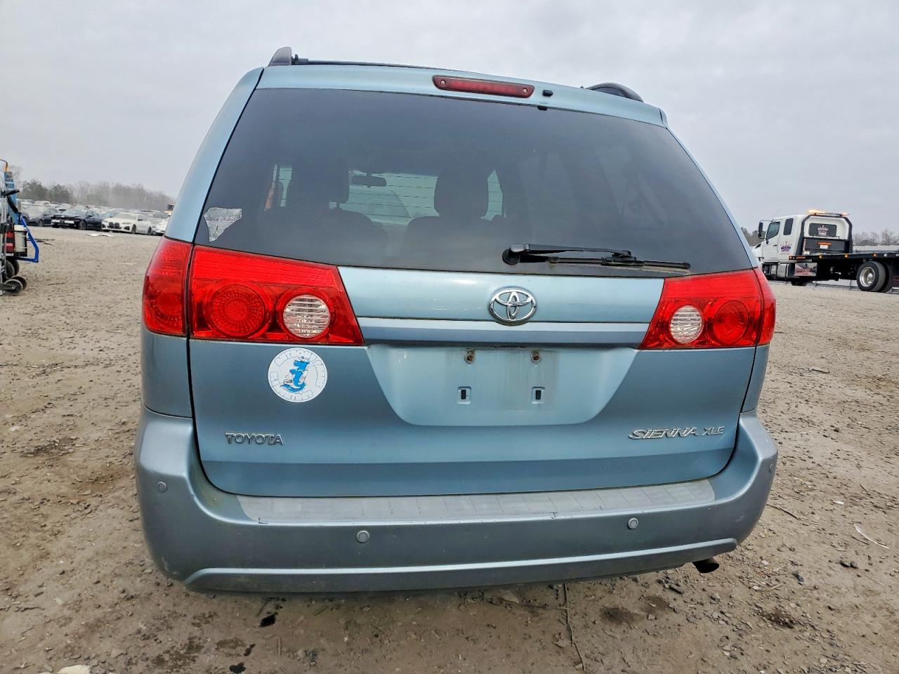 2007 TOYOTA SIENNA XLE photo 6