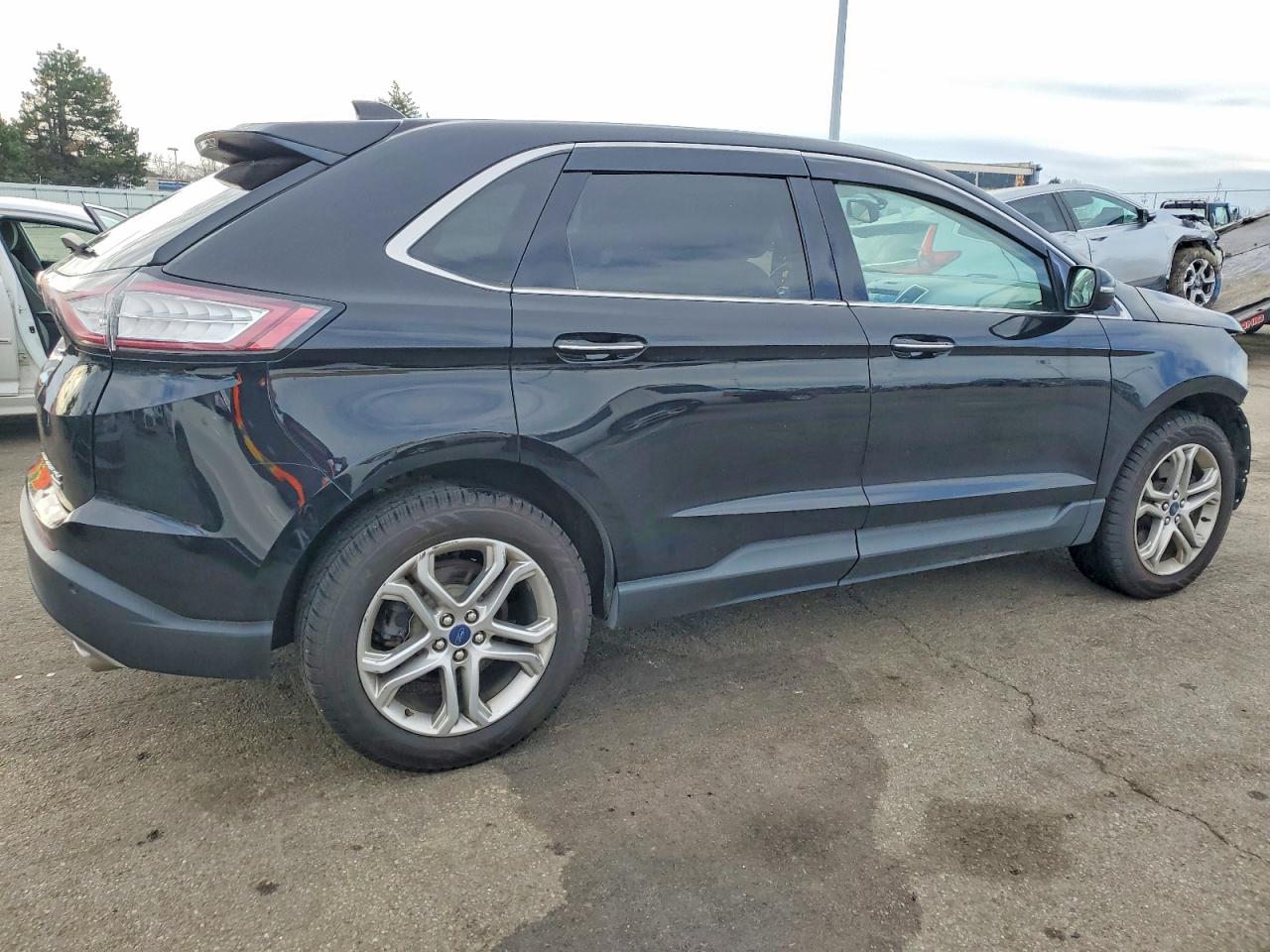 2017 FORD EDGE TITANIUM photo 5