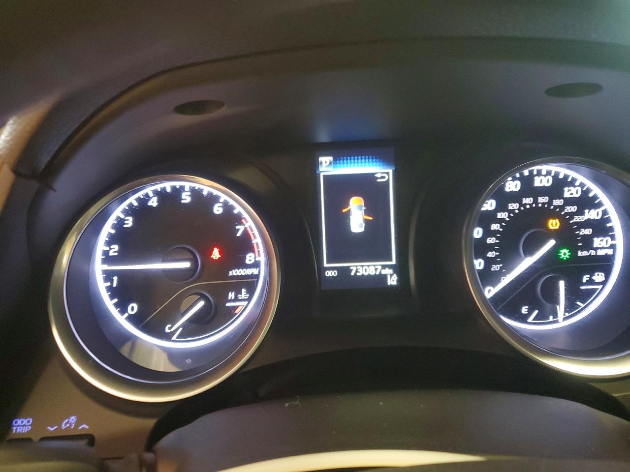 2018 TOYOTA CAMRY L photo 9