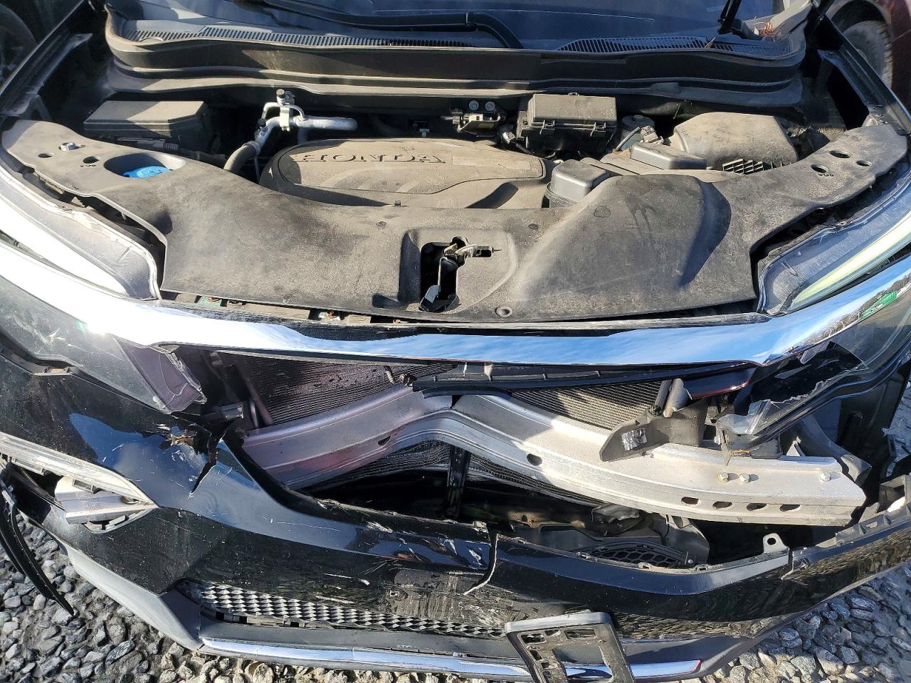 2016 HONDA PILOT ELITE photo 12