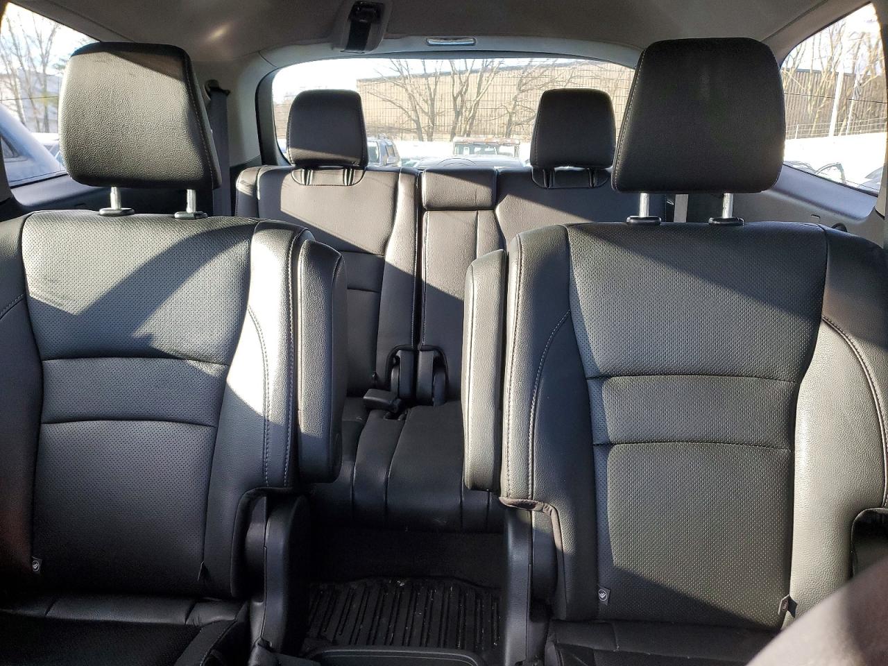 2016 HONDA PILOT ELITE photo 10
