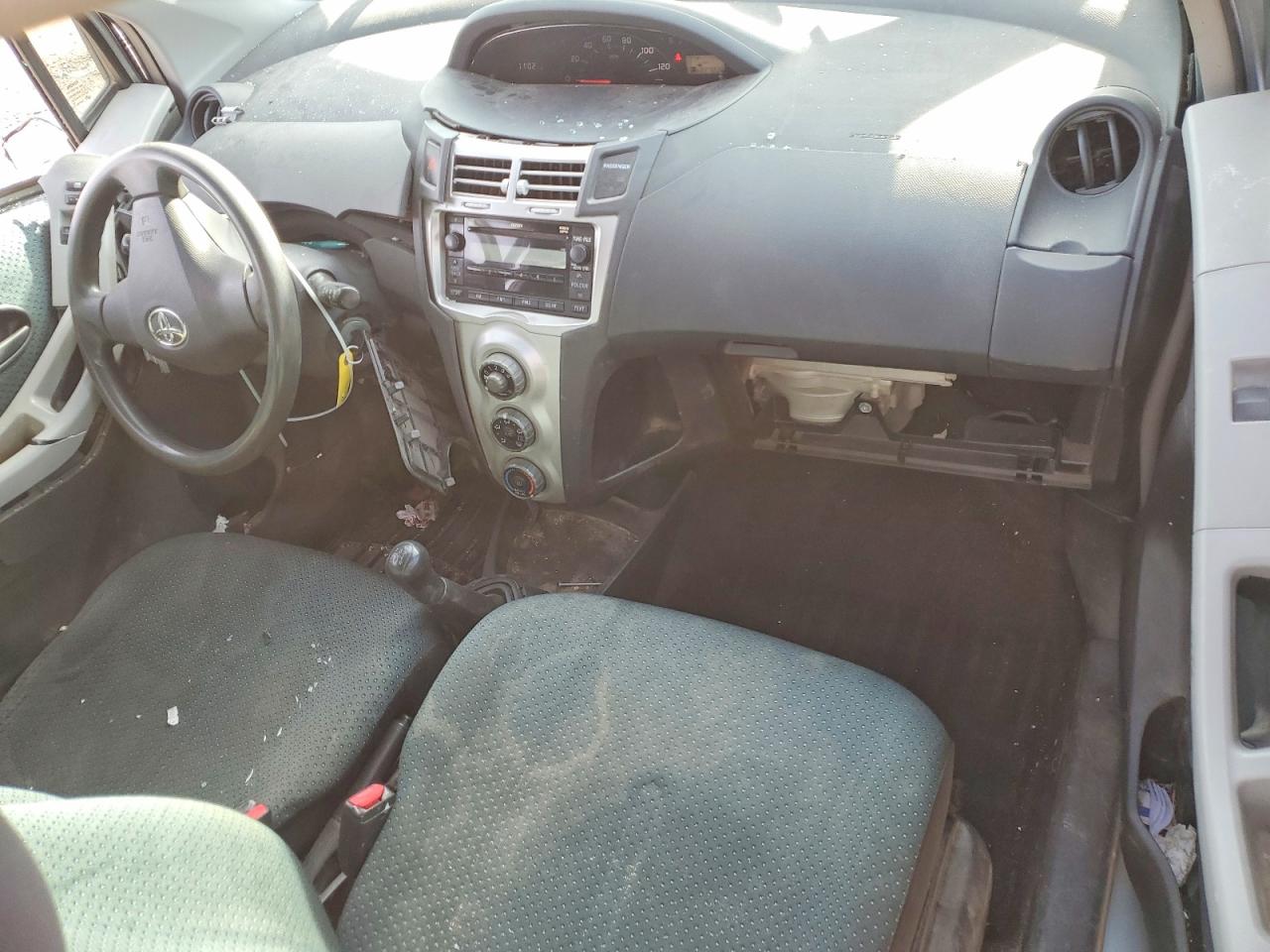 2008 TOYOTA YARIS BASE photo 8
