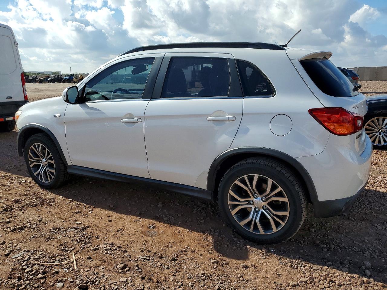 2016 MITSUBISHI OUTLANDER SPORT SEL photo 2