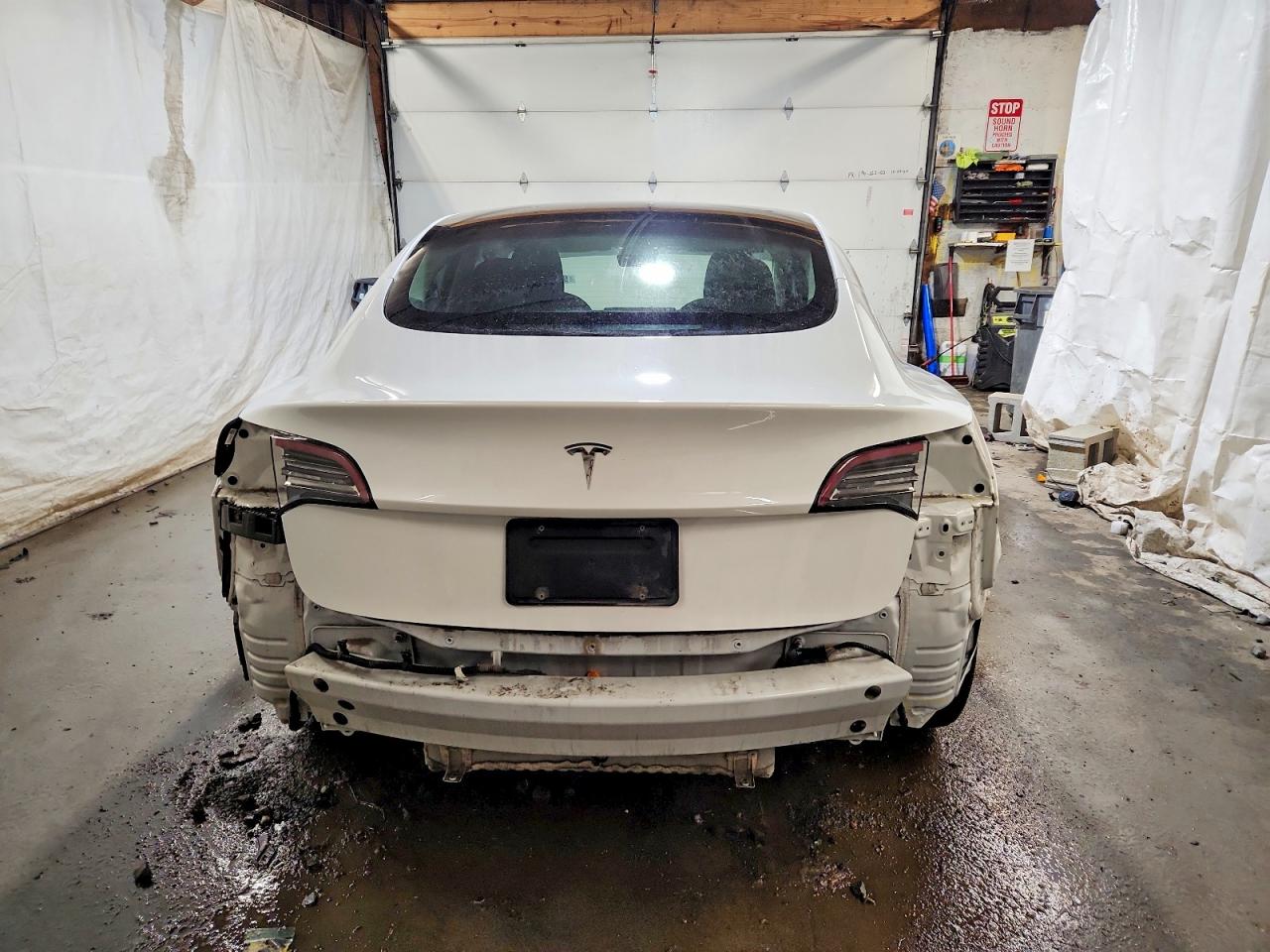 2023 TESLA MODEL 3 photo 6