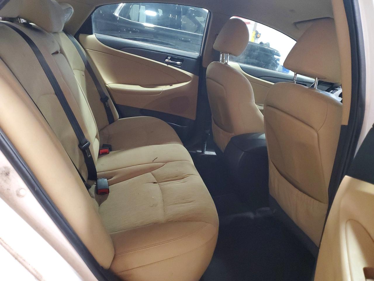 2011 HYUNDAI SONATA GLS photo 10