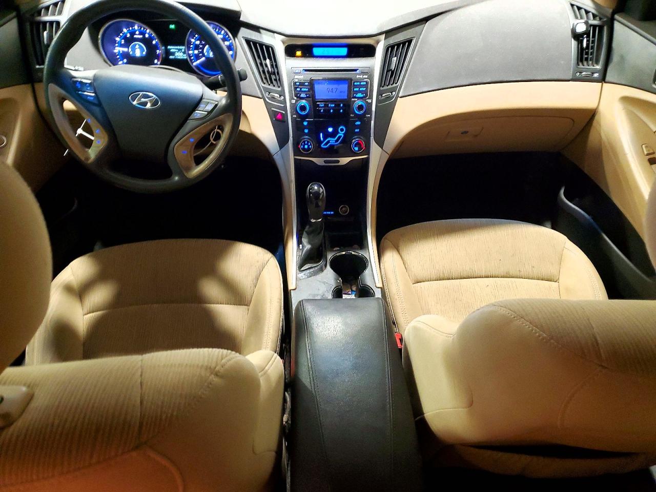 2011 HYUNDAI SONATA GLS photo 8