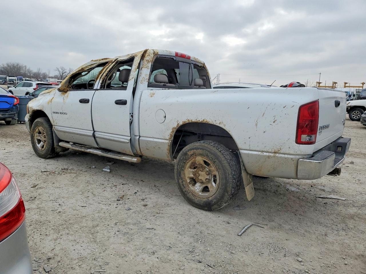 2004 DODGE RAM 1500 ST photo 2