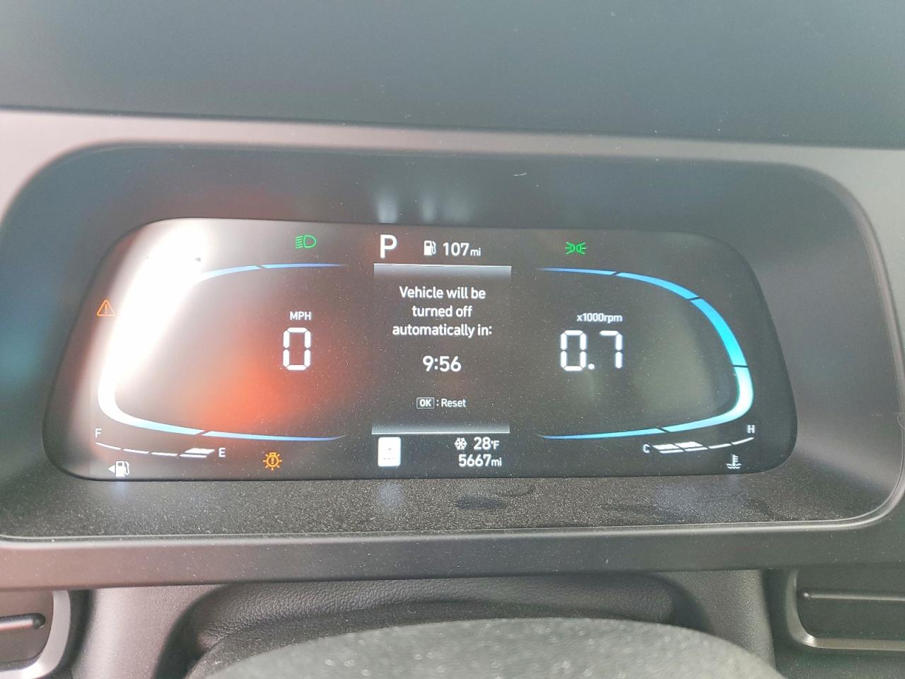 2025 HYUNDAI ELANTRA SEL SPORT photo 9