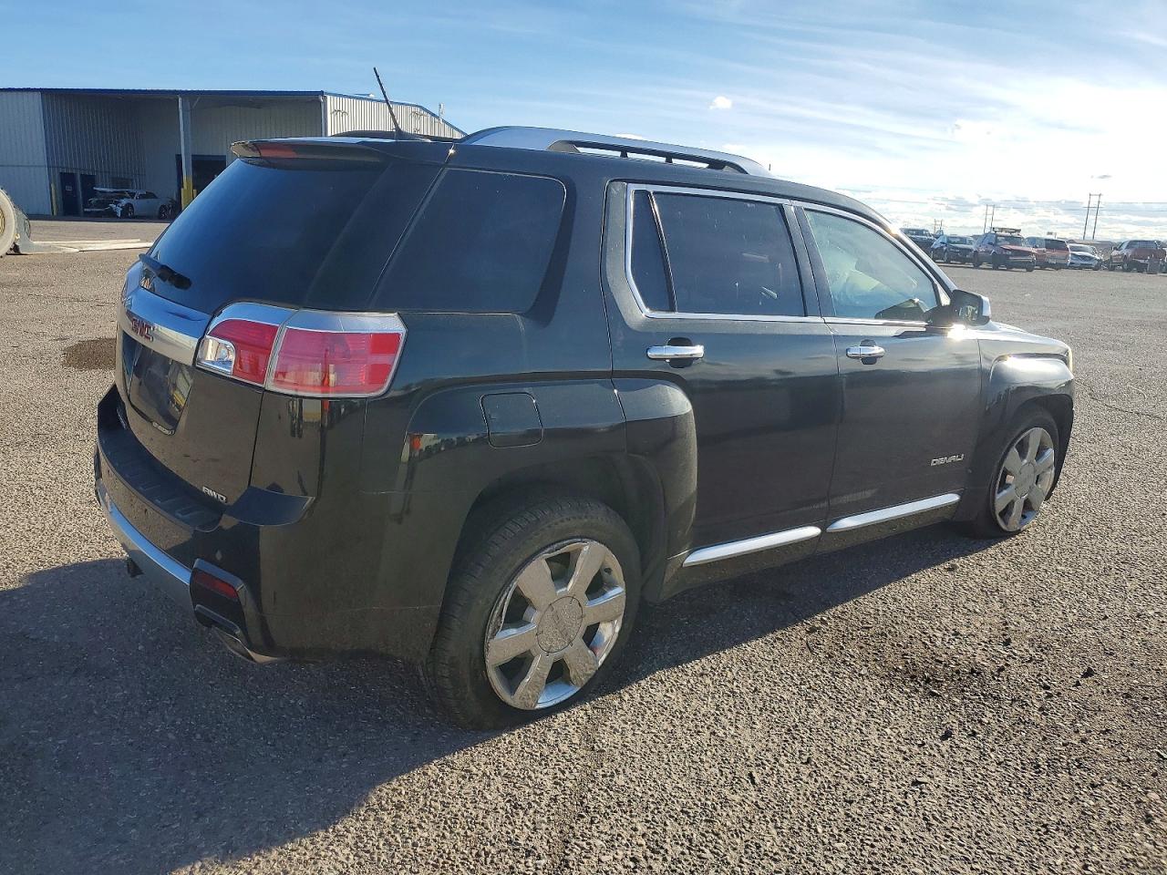 2013 GMC TERRAIN DENALI photo 3