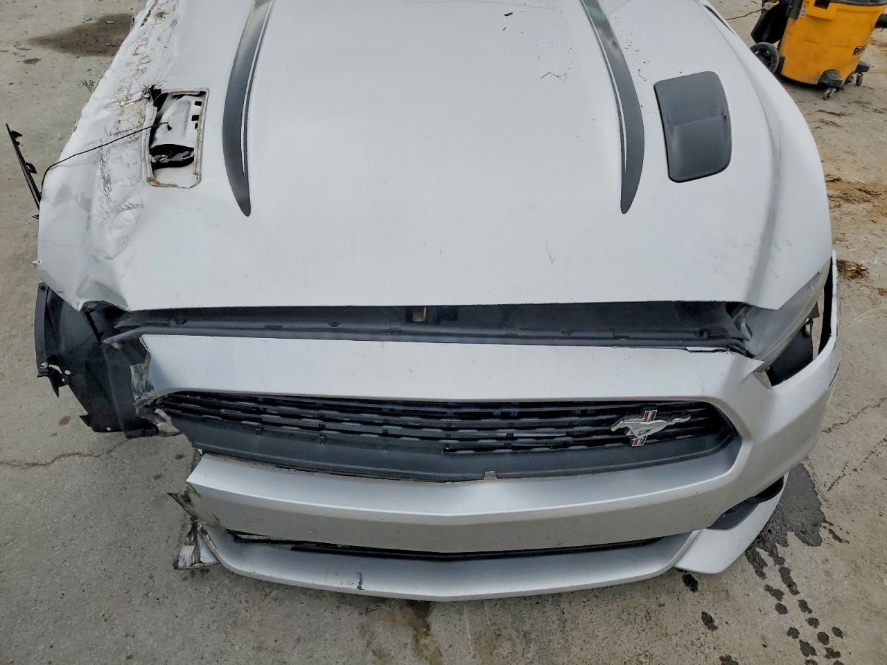 2016 FORD MUSTANG GT photo 31