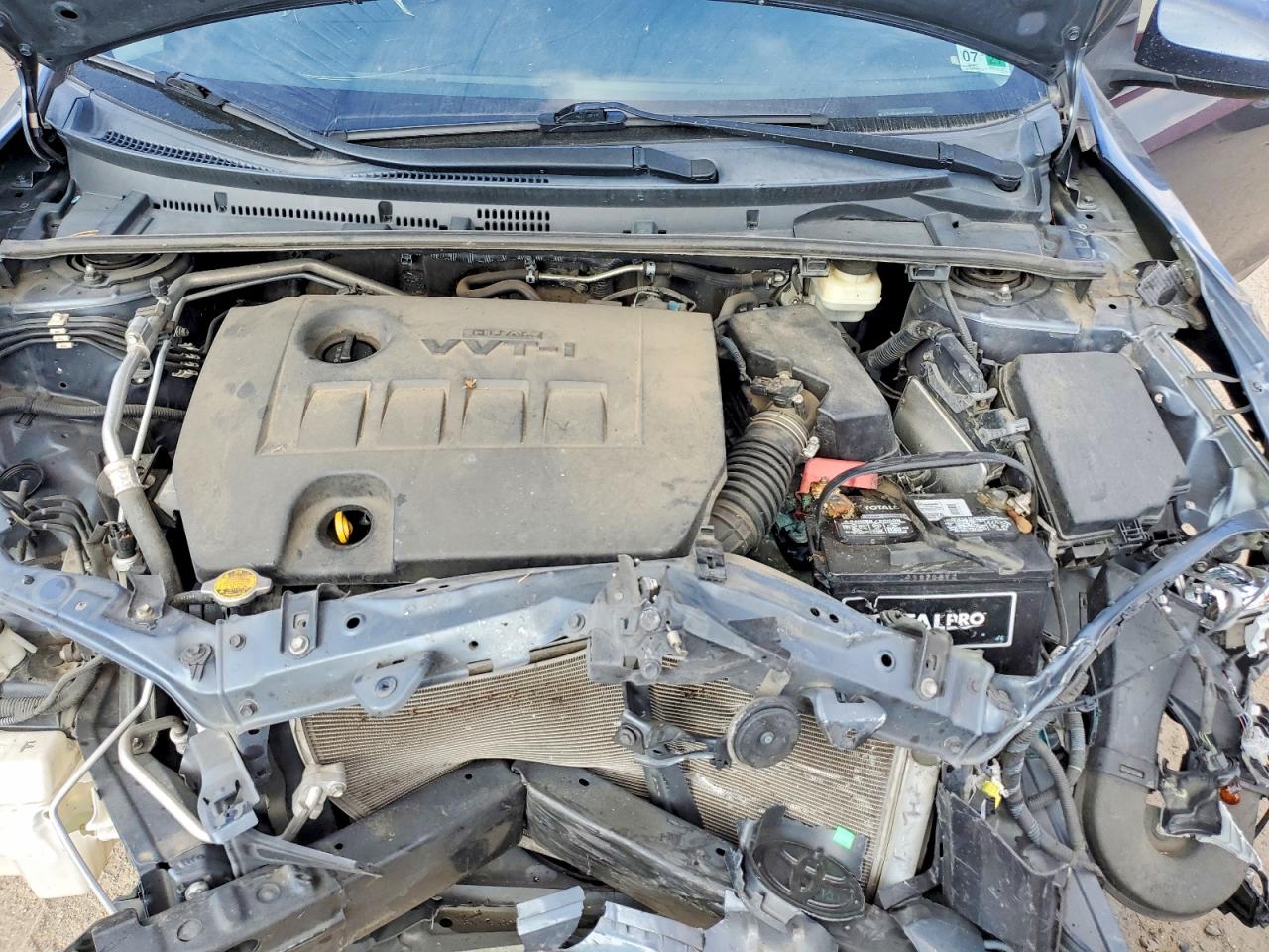 2015 TOYOTA COROLLA L photo 11