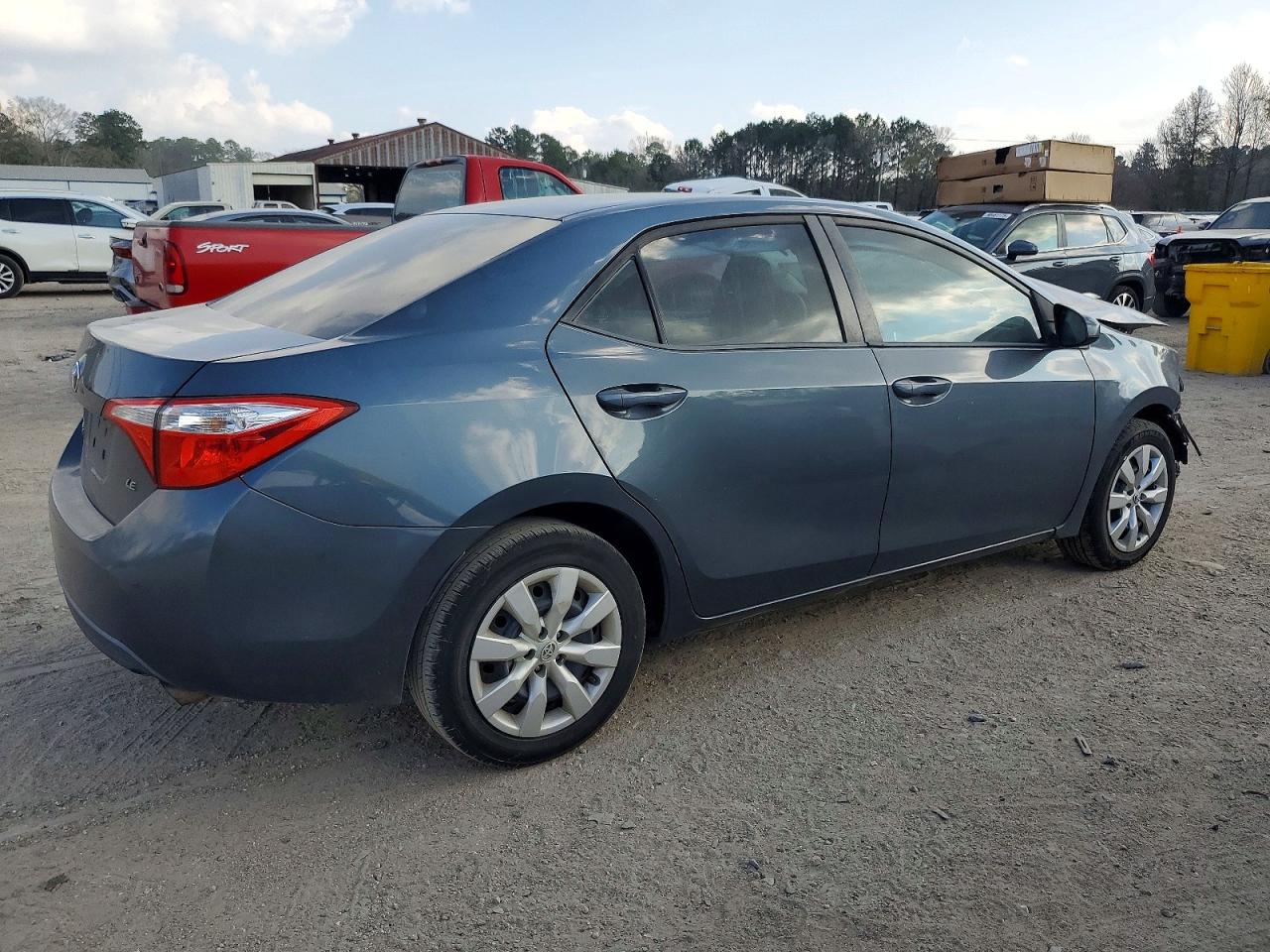 2015 TOYOTA COROLLA L photo 3