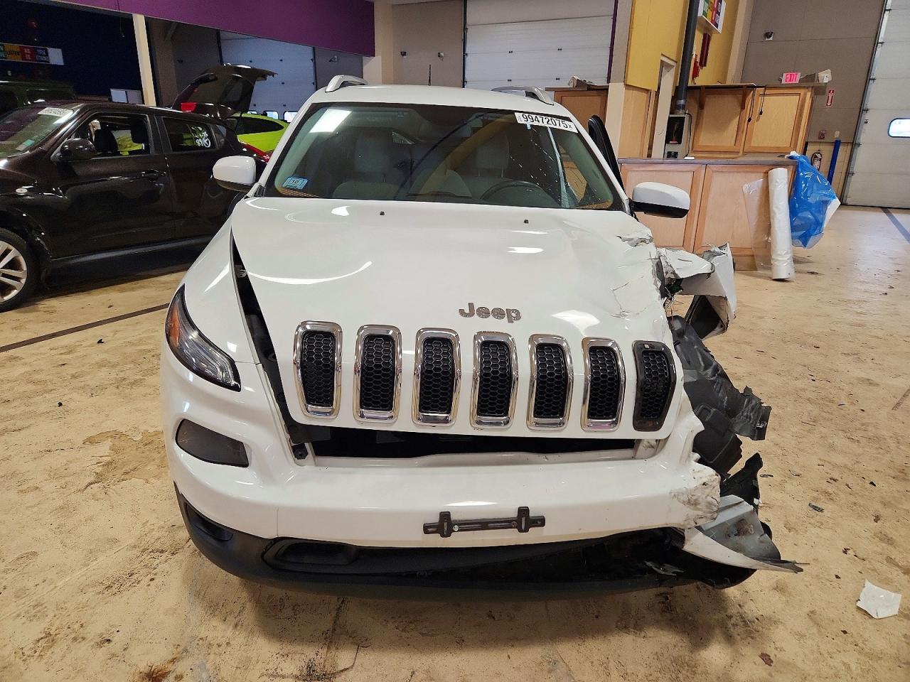 2015 JEEP CHEROKEE LATITUDE photo 5