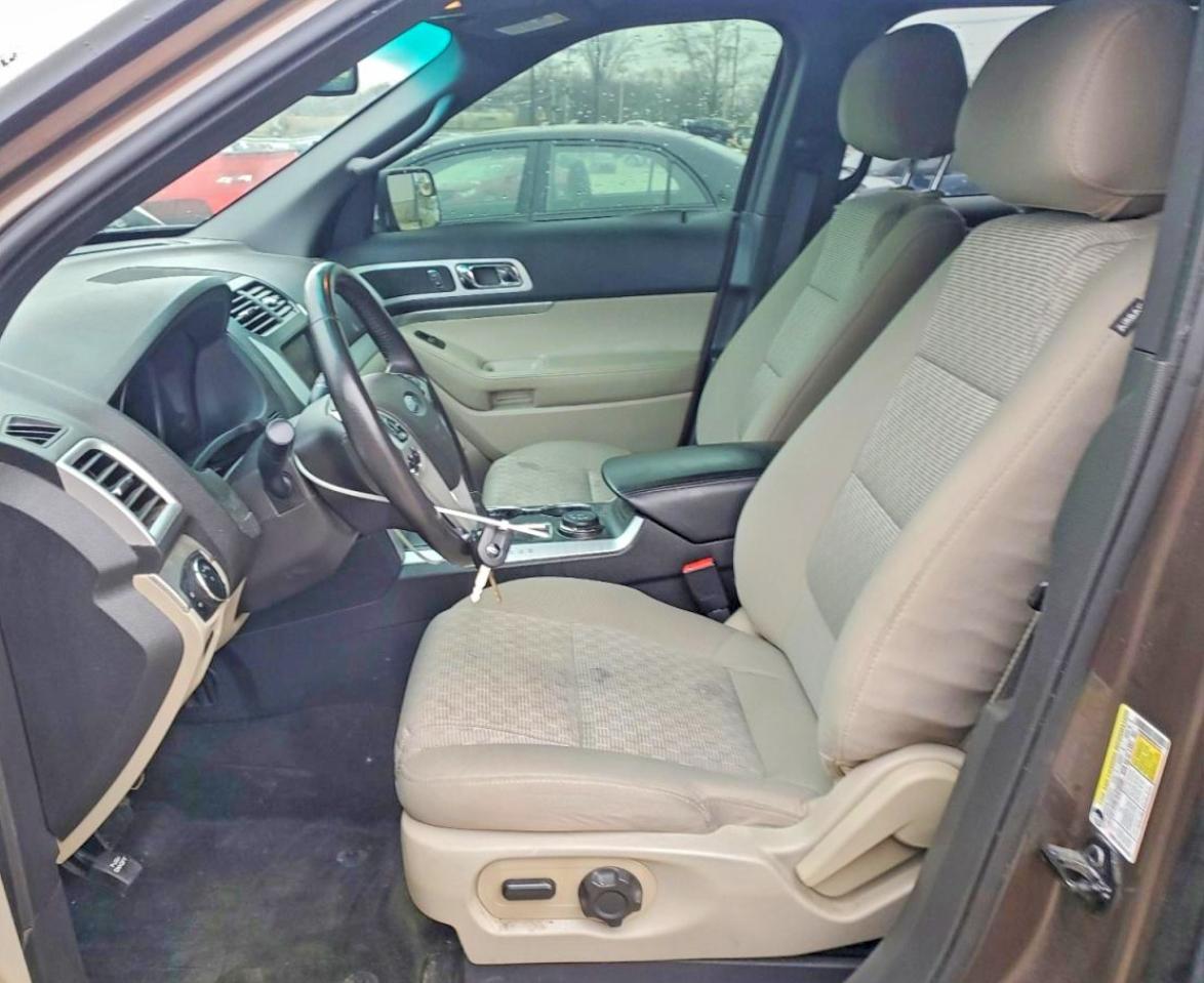 2015 FORD EXPLORER XLT photo 7