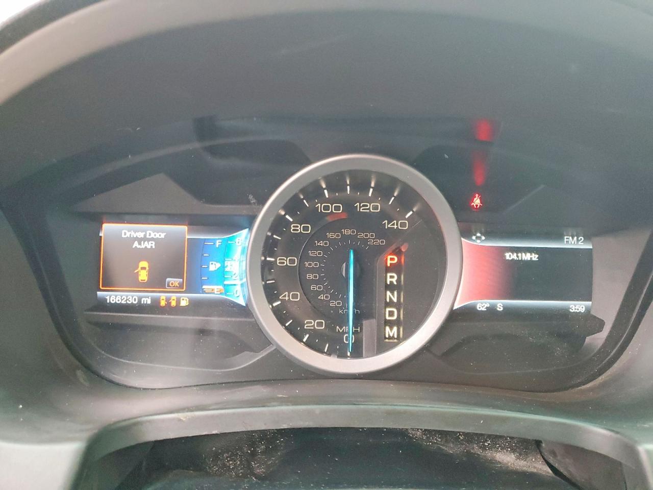 2015 FORD EXPLORER XLT photo 9