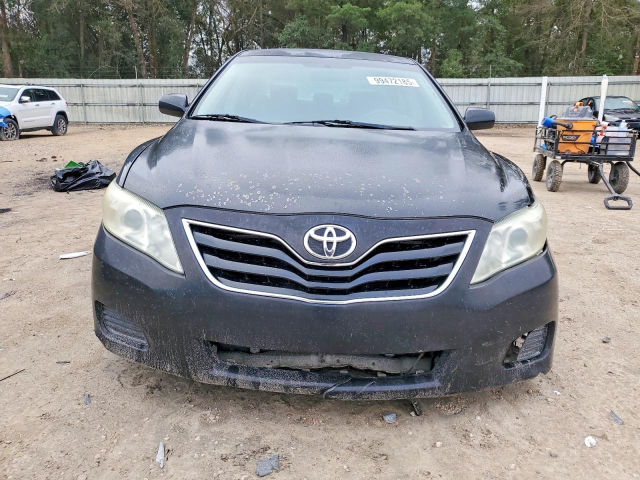 2011 TOYOTA CAMRY BASE photo 5
